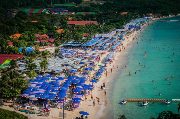 Пляж Самаи на Острове ко лан