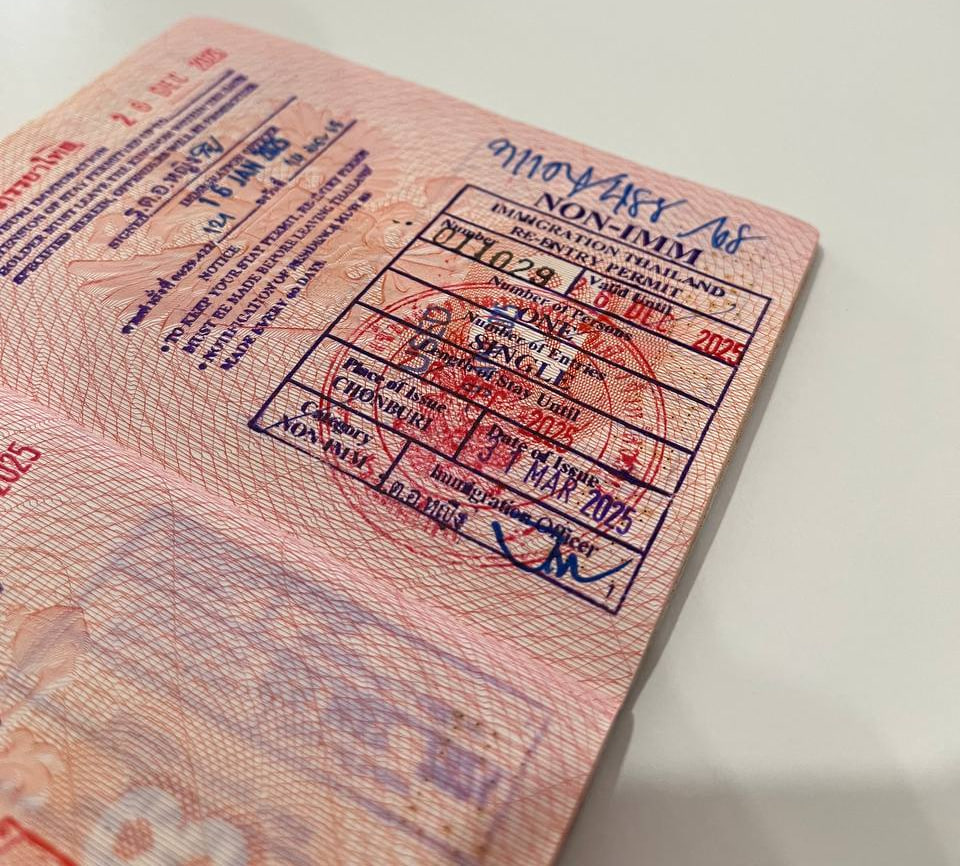Штамп Re-entry permit в паспорте Таиланд
